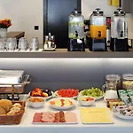 M Aparthotel