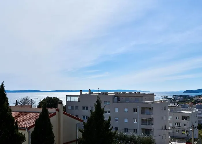 Appart hôtel M 3*