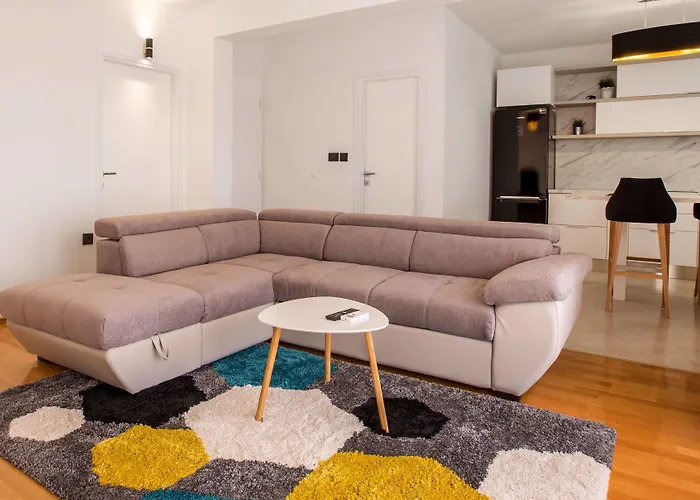 M Apartmanhotel Split