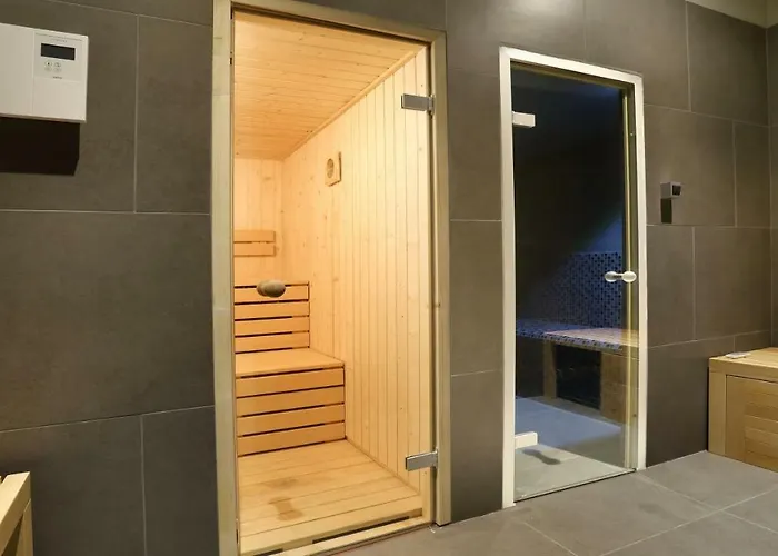 Appart hôtel M 3*