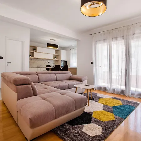 Hotel apartamentowy M 3*