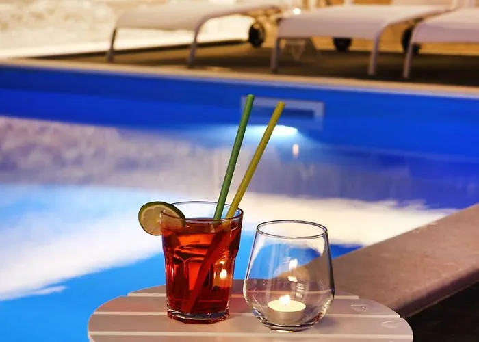 M Aparthotel 3*